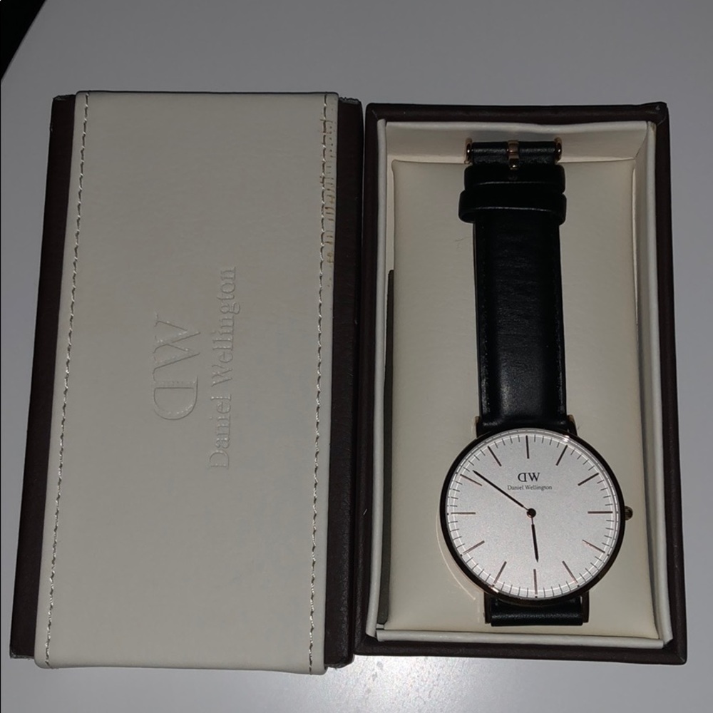 Daniel Wellington Rose Gold